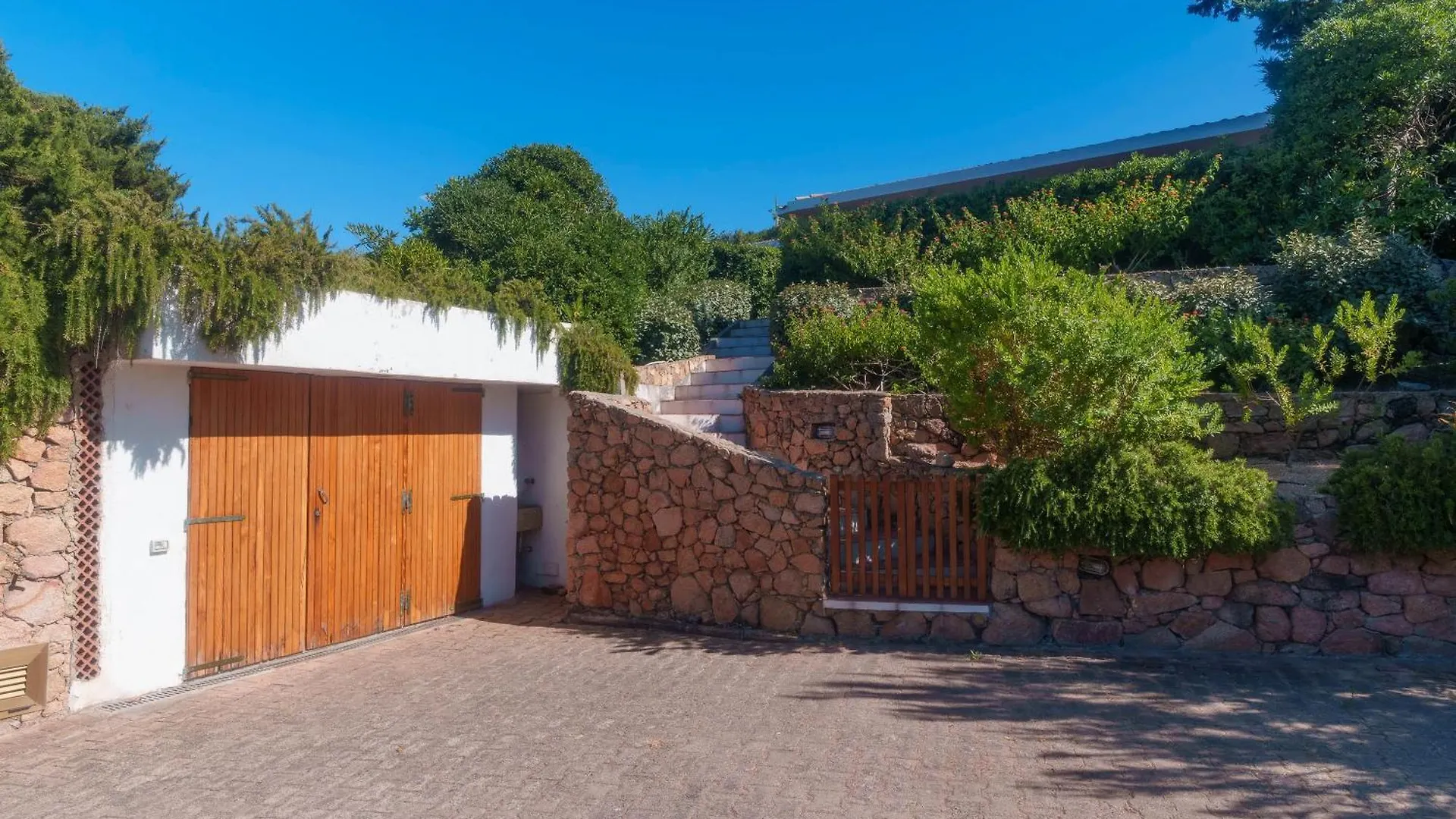 La Margiola - Amazing Location Villa Portobello